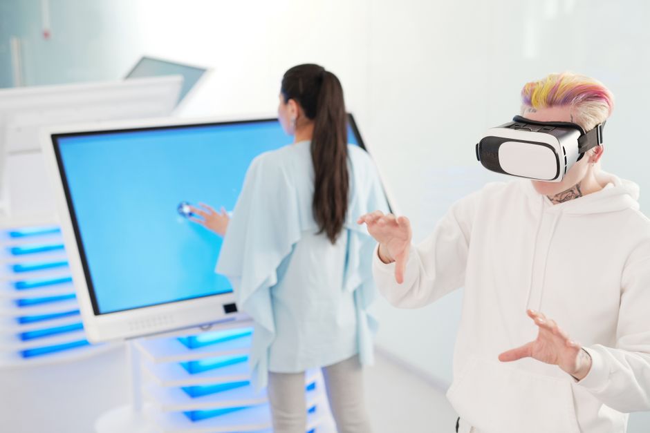 VR i touchscreen tehnologija